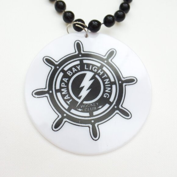 ⚡️Tampa Bay Lightning Hockey Club Pendant Beaded Necklace - Picture 3 of 4